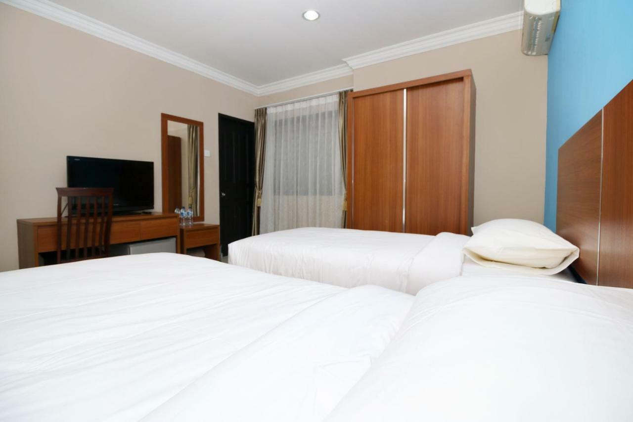 Safina Inn Syariah Sekupang Batam Exterior photo
