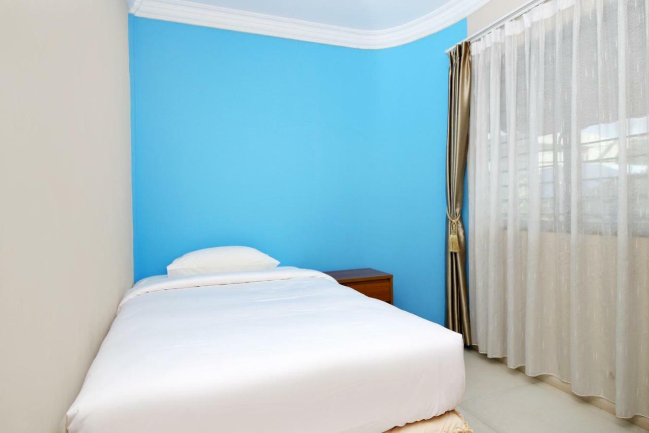 Safina Inn Syariah Sekupang Batam Exterior photo