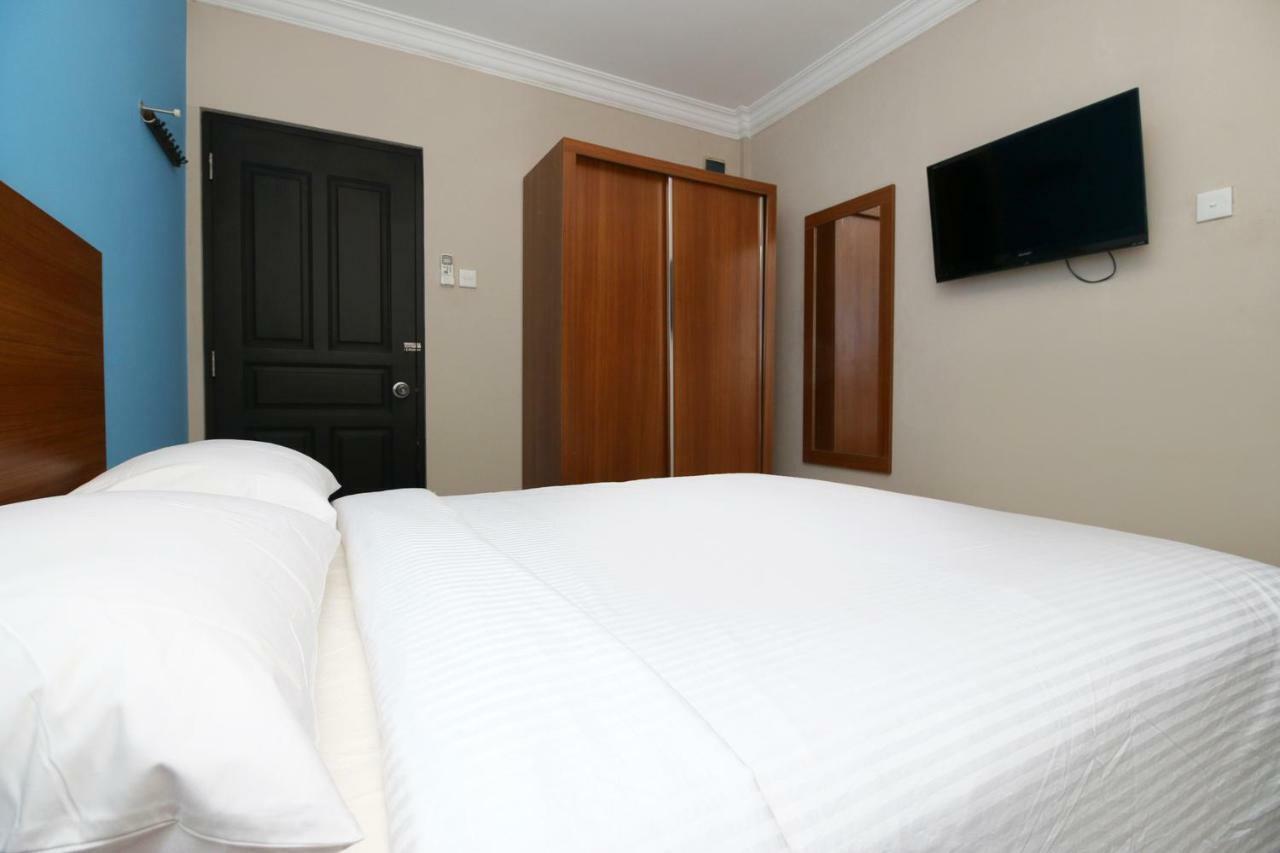 Safina Inn Syariah Sekupang Batam Exterior photo