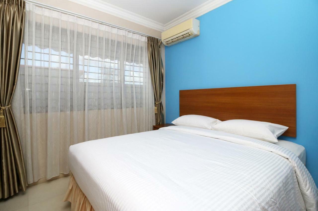 Safina Inn Syariah Sekupang Batam Exterior photo