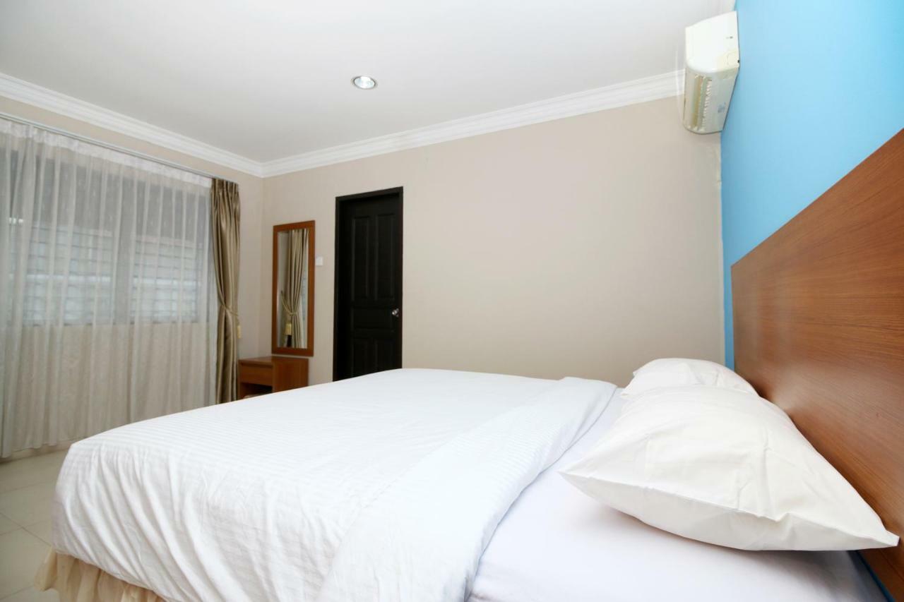 Safina Inn Syariah Sekupang Batam Exterior photo